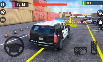 警车停车模拟器游戏截图1
